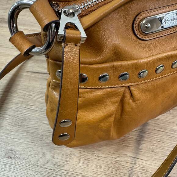 B. Makowsky Camel Brown Studded Leather Crossbody Bag, like new - Picture 7 of 13